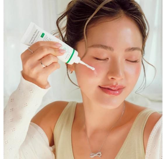 Лёгкий минеральный санскрин SPF50+ PA++++ AXIS-Y Complete No-Stress Physical Sunscreen V.3 SPF50+ PA++++ 50 мл