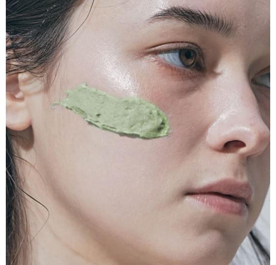 Очищающее средство с зелёным чаем и центеллой Arencia Fresh Green Rice Mochi Cleanser 120 г