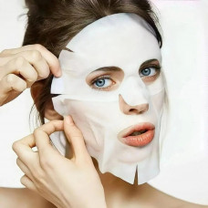 Тканинна маска для обличчя: користь і шкода