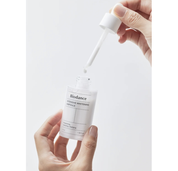 Інтенсивна освітлююча ампульна сироватка з ніацинамідом Biodance Intensive Whitening Ampoule 50 мл