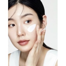Барьерный солнцезащитный крем с керамидами Biodance  Skin Barrier Sun Safe SPF50 + PA++++