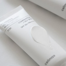 Лёгкий солнцезащитный крем для жирной кожи Celimax Oil Control Light Sunscreen SPF50+ PA++++