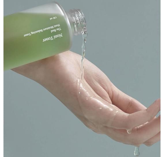 Восстанавливающий тонер с экстрактом нони Celimax The Real Noni Moisture Balancing Toner 150 мл