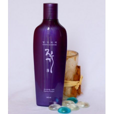 Восстанавливающий шампунь от выпадения волос Daeng Gi Meo Ri Vitalizing Shampoo
