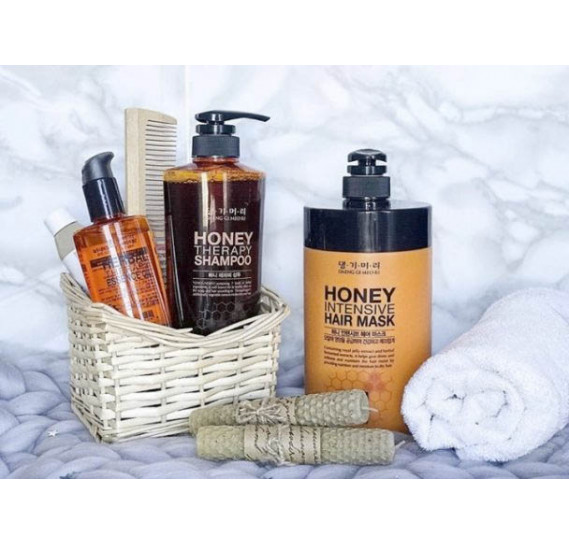 Шампунь "Медовая терапия" для восстановления волос Daeng Gi Meo Ri Honey Therapy Shampoo 500 мл