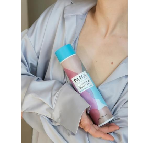 Увлажняющий гель для душа с бергамотом, пачули и жасмином Dr.Sea Moisturising Shower Gel Bergamot Patchouli Jasmine Dr Sea 300 мл