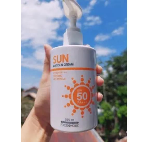 Крем солнцезащитный с арбутином для лица и тела FOODaHOLIC Multi Sun Cream SPF50+ PA+++ 250 мл