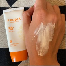 Солнцезащитный крем-основа Frudia Tone Up Base Sun Cream SPF50+ PA+++