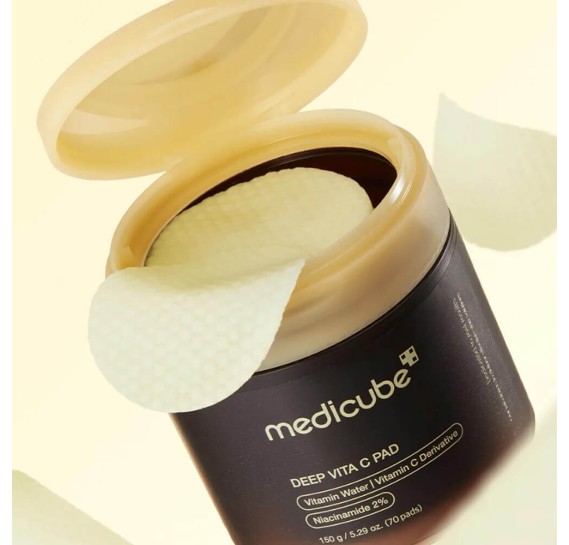 Осветляющие пэды с витамином С medicube Deep Vita C Pad MEDICUBE 70 шт