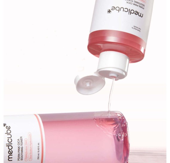 Успокаивающий тонер с ПДРН и центеллой Medicube PDRN Pink CICA Soothing Toner MEDICUBE 250 мл