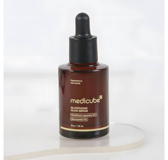 Ампула для сияния кожи с глутатионом и ниацинамидом Medicube Glutathione Glow Serum MEDICUBE 30 мл