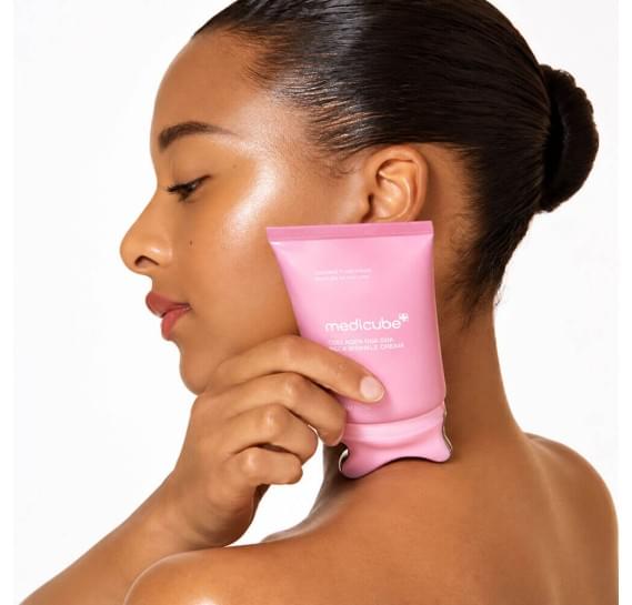 Массажный крем для шеи и овала лица с ПДРН medicube PDRN Collagen Gua Sha Neck Wrinkle Cream MEDICUBE 90 г