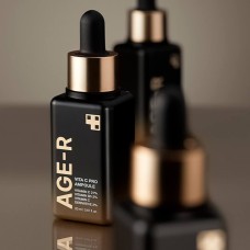 Осветляющая ампула с 21 витамином C Medicube AGE-R Vita C Pro Ampoule