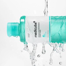 Очищувальний тонер з 4% азелаїновою кислотою medicube Azelaic Acid Niacinamide Clear Toner