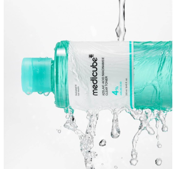 Очищающий тоник с 4% азелаиновой кислоты medicube Azelaic Acid Niacinamide Clear Toner MEDICUBE 250 мл