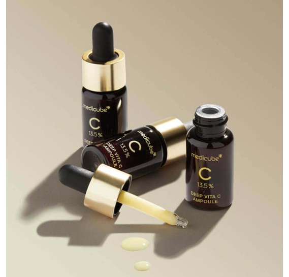 Интенсивная ампула с витамином С Medicube Deep Vita C Ampoule  MEDICUBE 3 шт * 10 мл