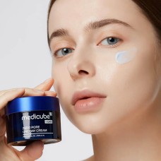 Легкий матирующий крем для жирной кожи medicube Zero Pore One Day Cream
